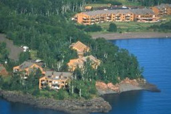 Superior Shores Resort (Two Harbors)